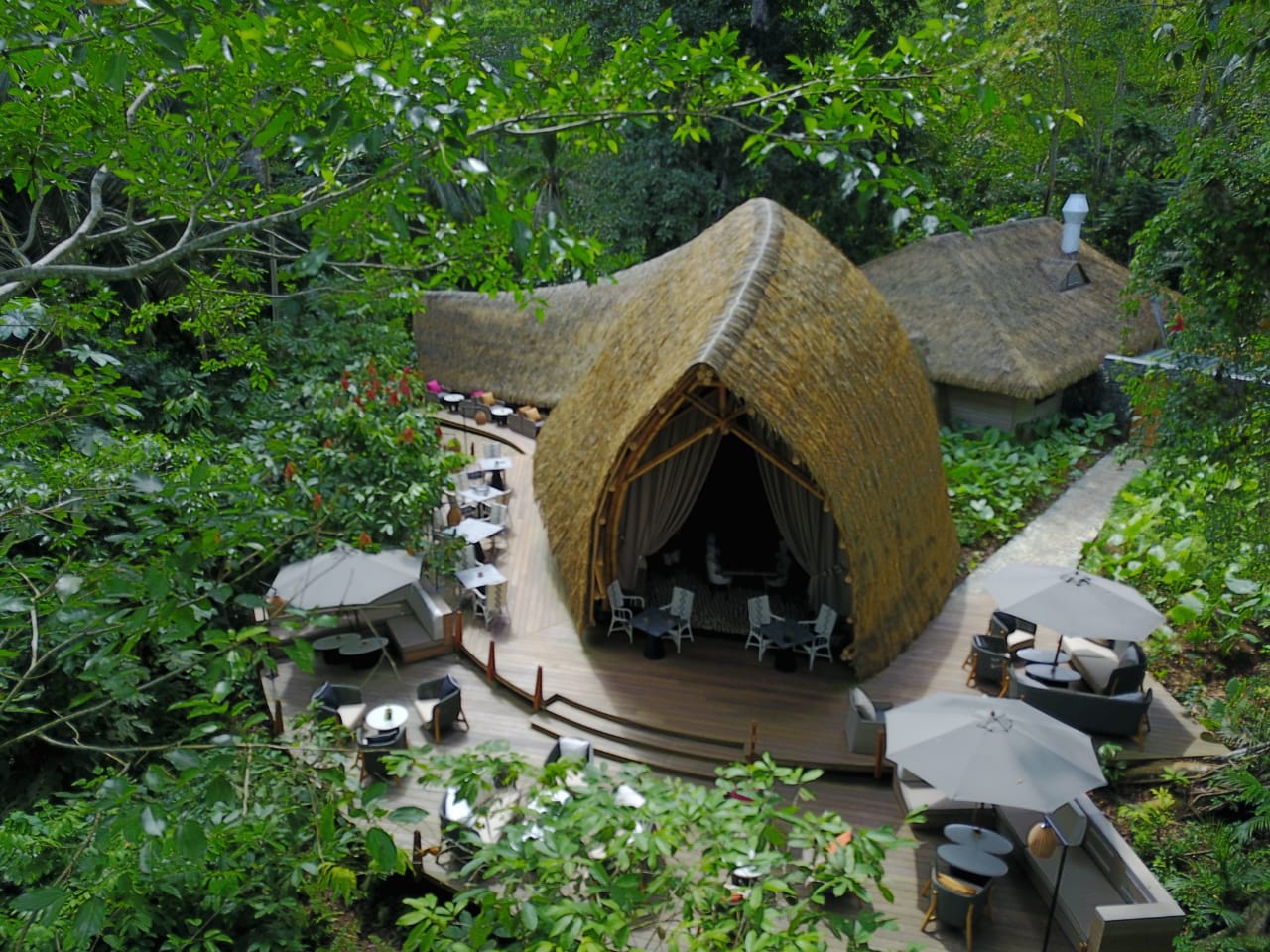DL2A completes fish-like bamboo restaurant in Principe, in the Gulf of Guinea