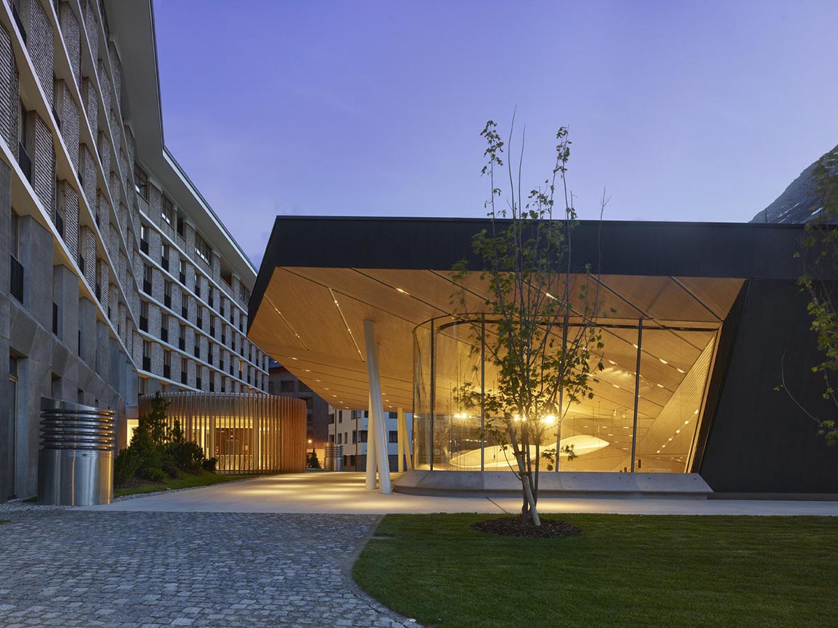 Studio Seilern Architects completes first major purpose-built concert hall in Swiss Alpine village