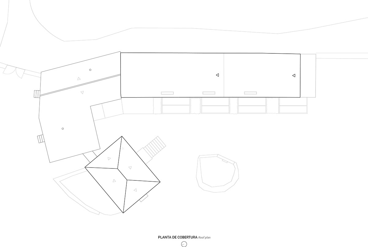 PLATAFORMArq built retreat within tunnel-like stone walls to create 