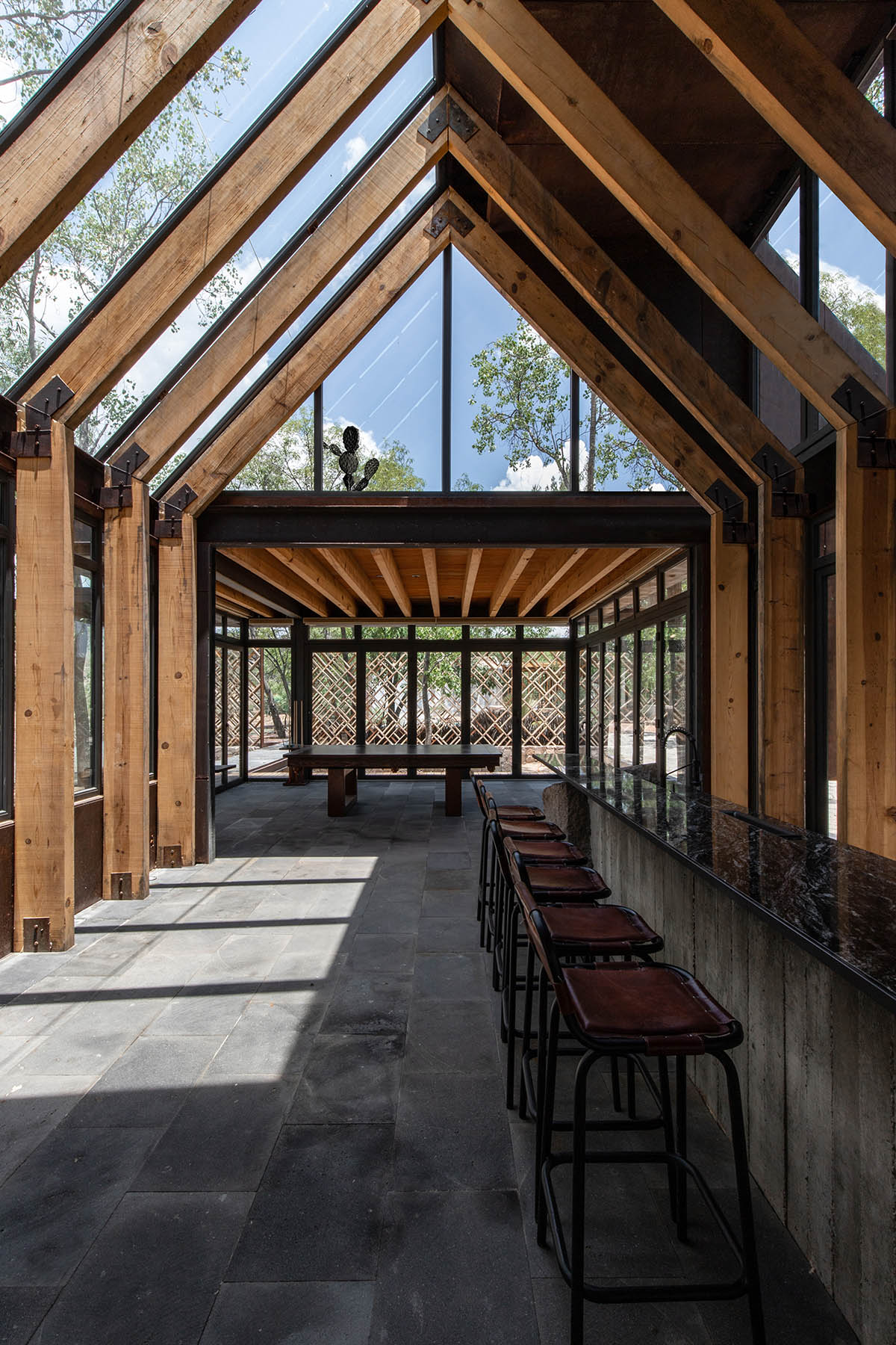 Fabián M Escalante H Arquitectos designs holiday home with gabled volume in rural Guanajuato