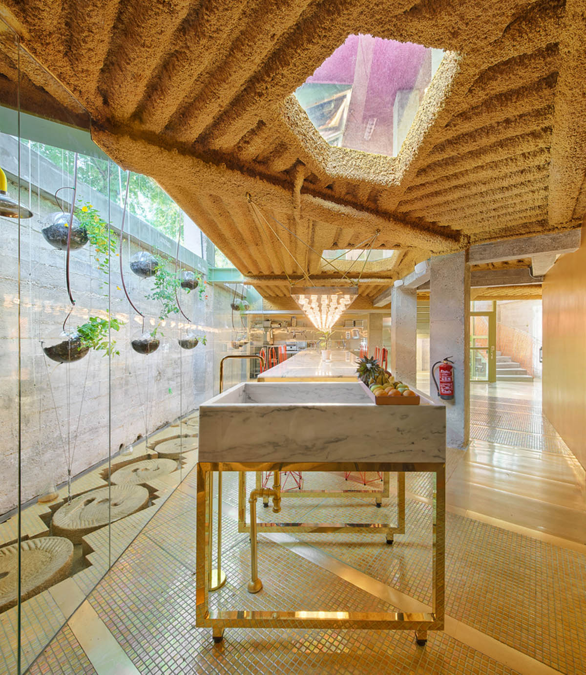 Andrés Jaque / Office for Political Innovation creates colorful urban techno-farm in Madrid