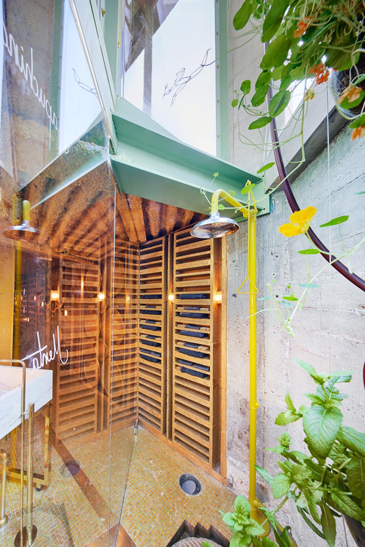 Andrés Jaque / Office for Political Innovation creates colorful urban techno-farm in Madrid