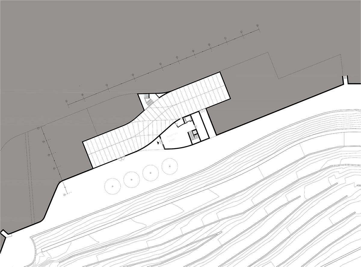 Atelier Sergio Rebelo adds organic elegance to a winery by mimicking the zigzags of the vineyards 