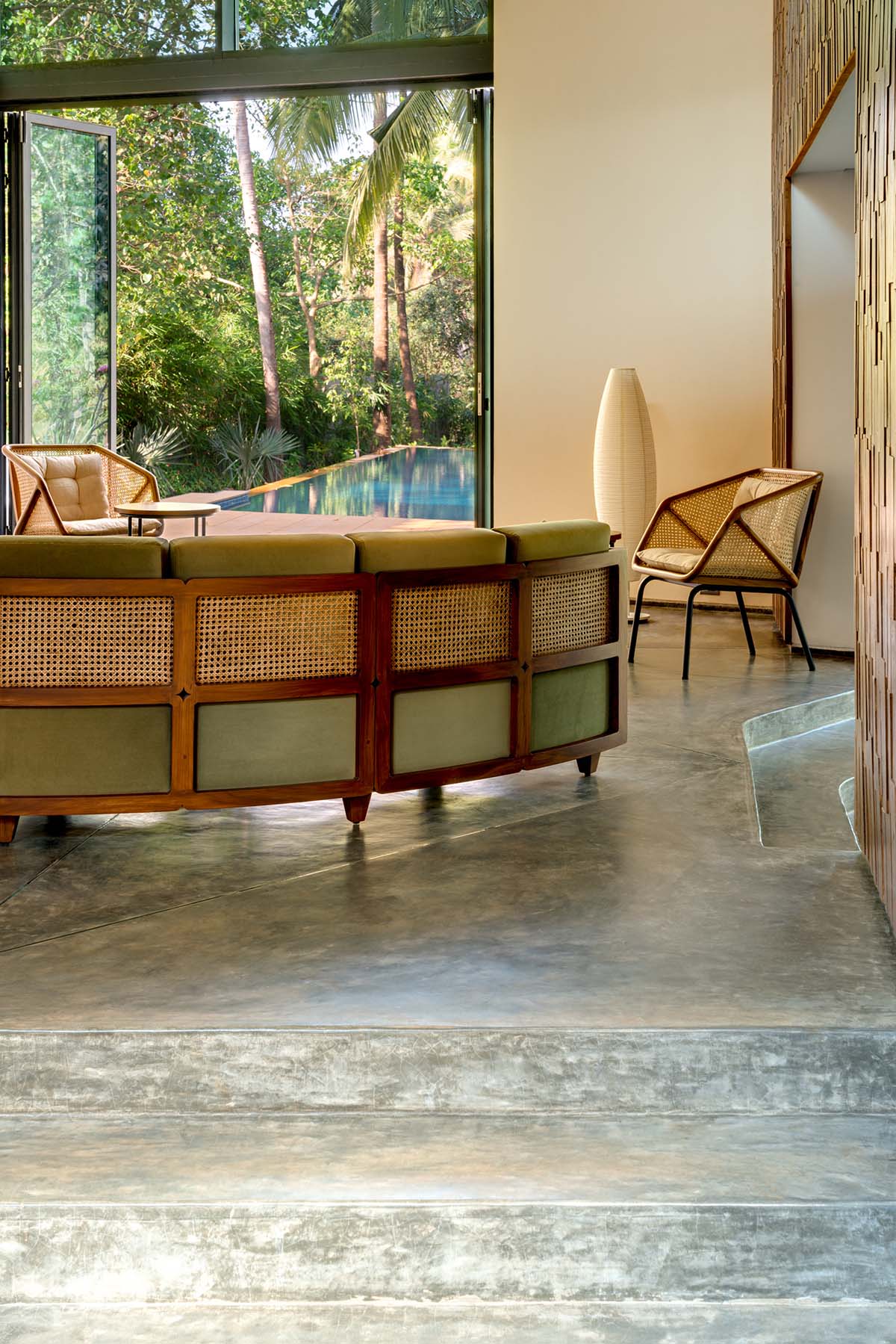 SAV Architecture + Design completes Earth House in Siolim, India