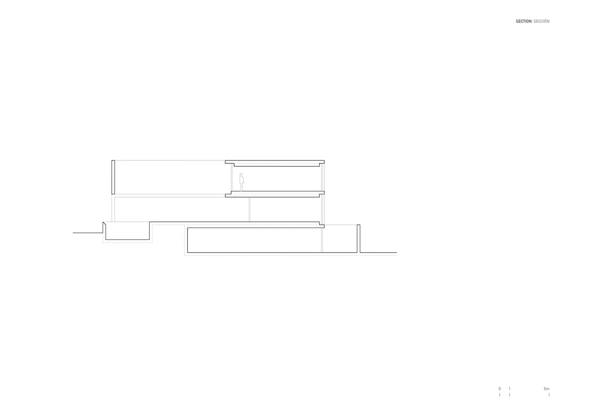 Fran Silvestre Arquitectos completes Compluvium House that references to ancient Roman domus