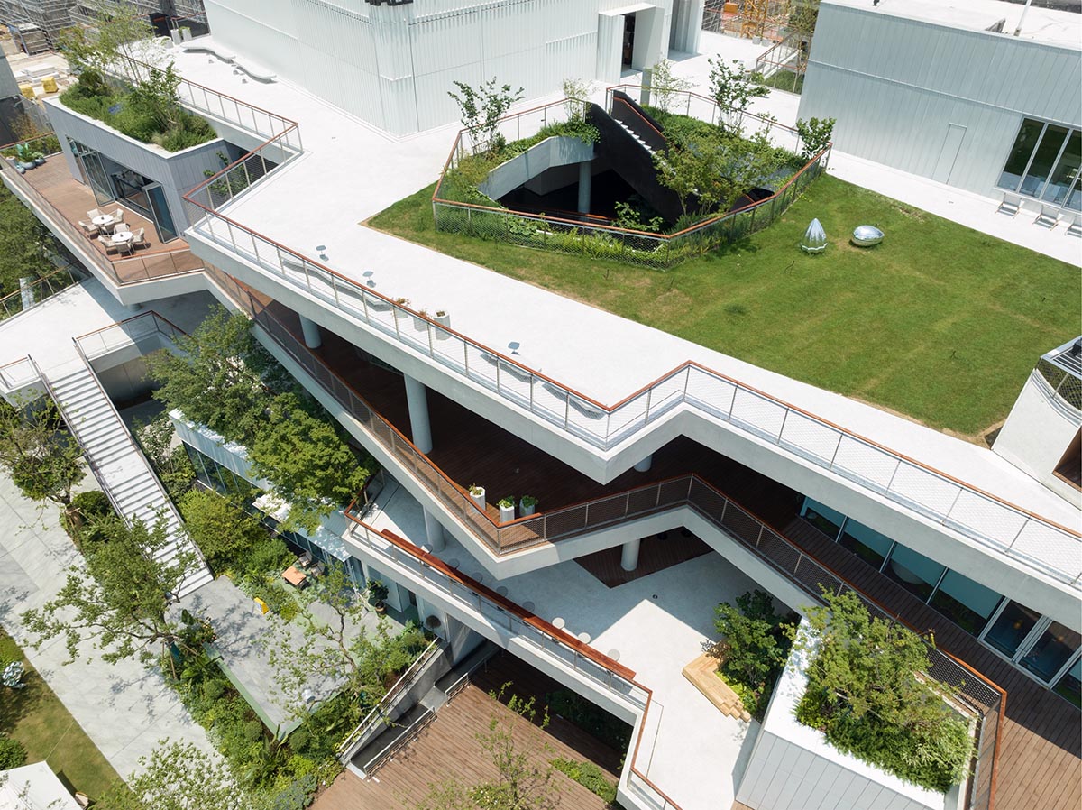 B.L.U.E. imagines Seed Plaza like a mountainous terrain in Jiaxing