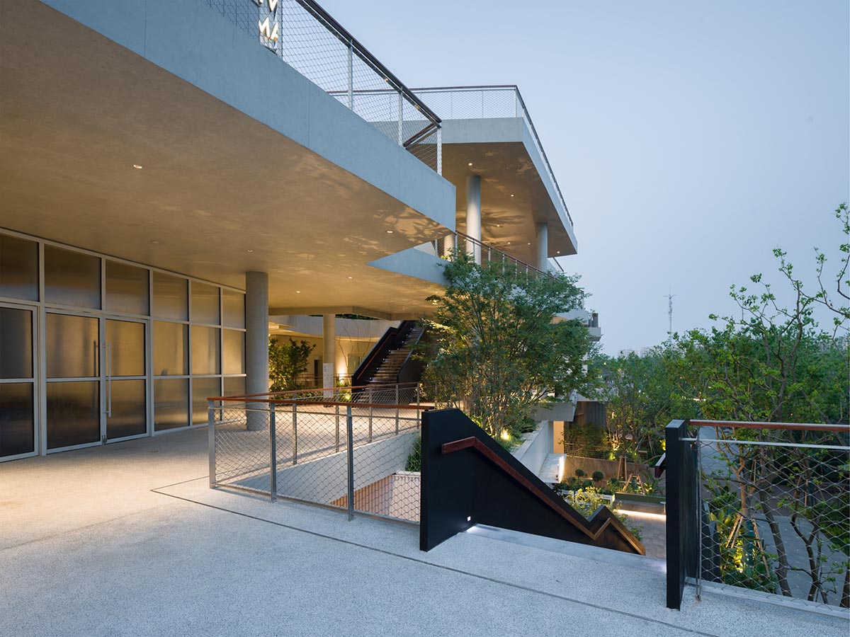 B.L.U.E. imagines Seed Plaza like a mountainous terrain in Jiaxing