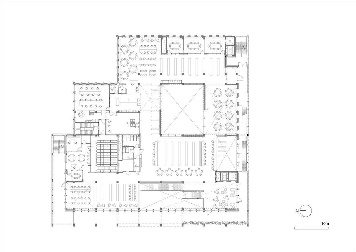 Grafton Architects' colonnaded Town House acts as 