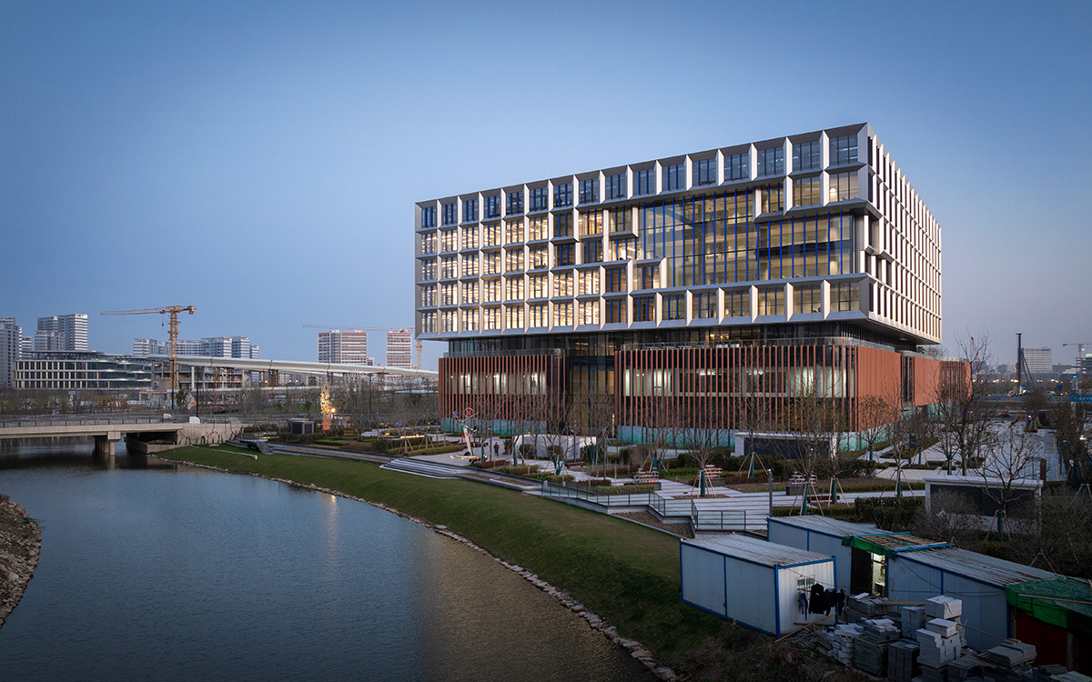 PLP Architecture reveals the world's first purpose-built AI Lab in Shanghai