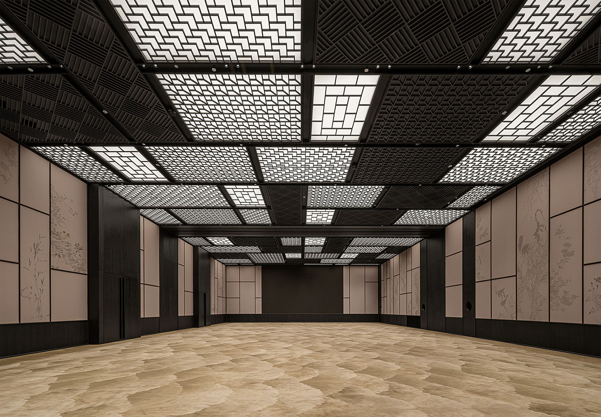 Lissoni & Partners converts abandoned building into a hotel by using industrial elements in Beijing 