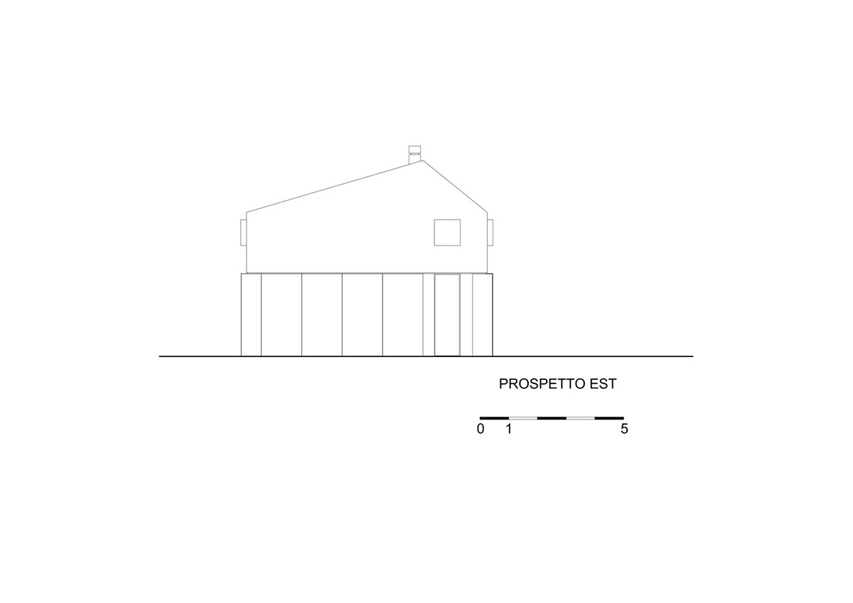 White and reddish strips are used to create cinematic appearance for Border Crossing House in Italy