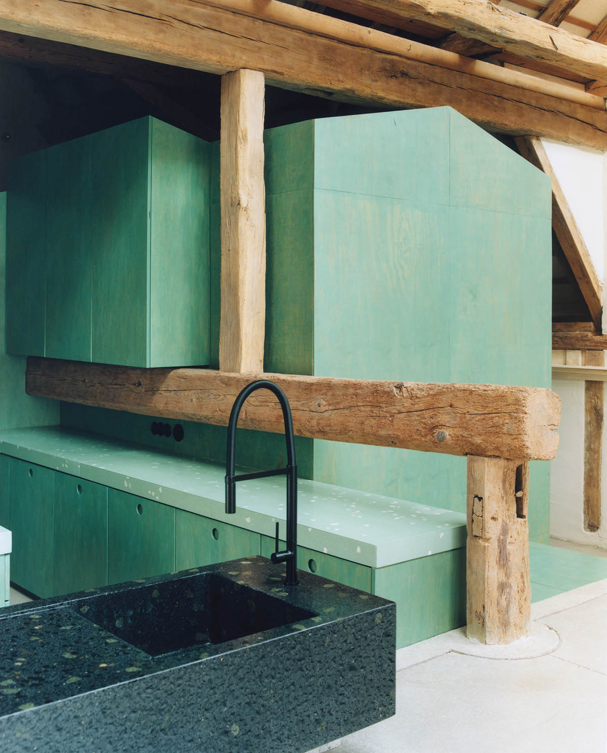 Piertzovanis Toews transforms an 18th-century barn into a colorful house in Albisheim, Germany