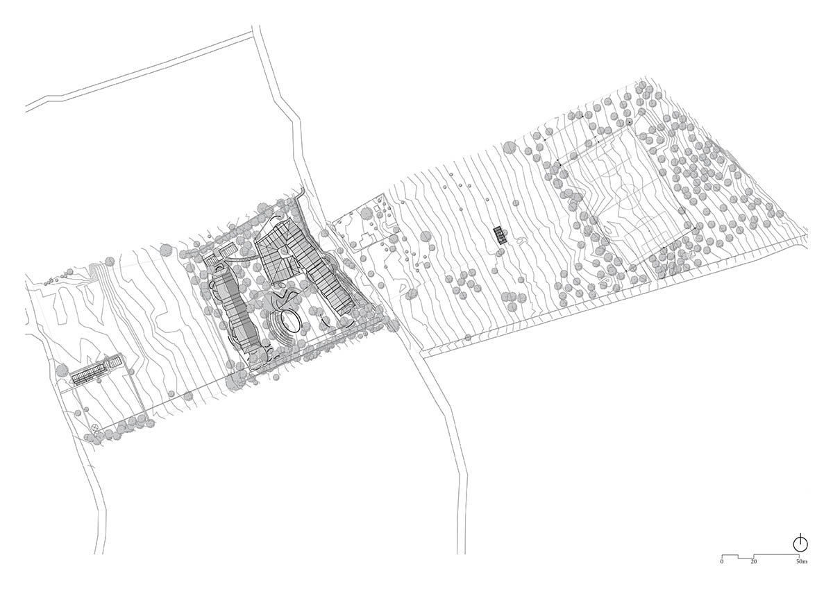 Localworks built junior school with organically shaped classrooms made of earthbags in Uganda 