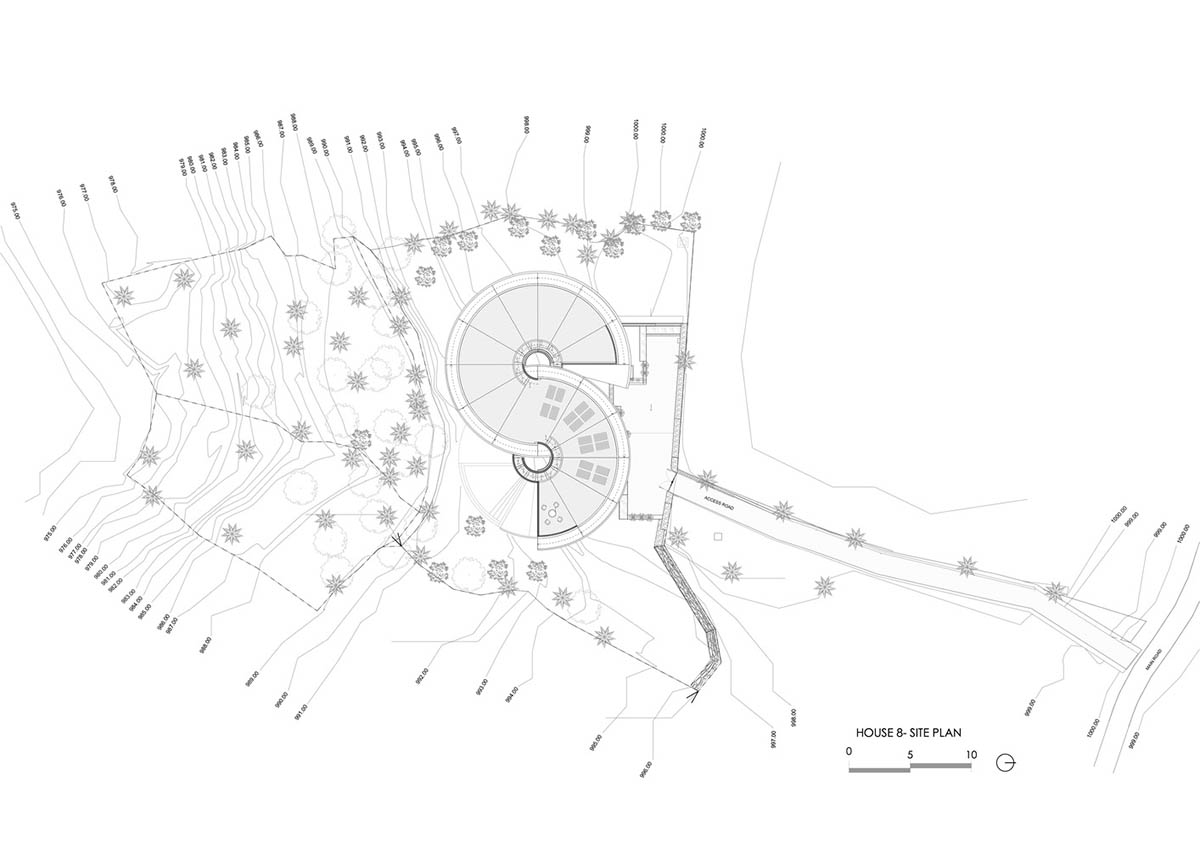 The Loop by Alexis Dornier embraces fluid movement and ever-changing vantage points in Bali's jungle