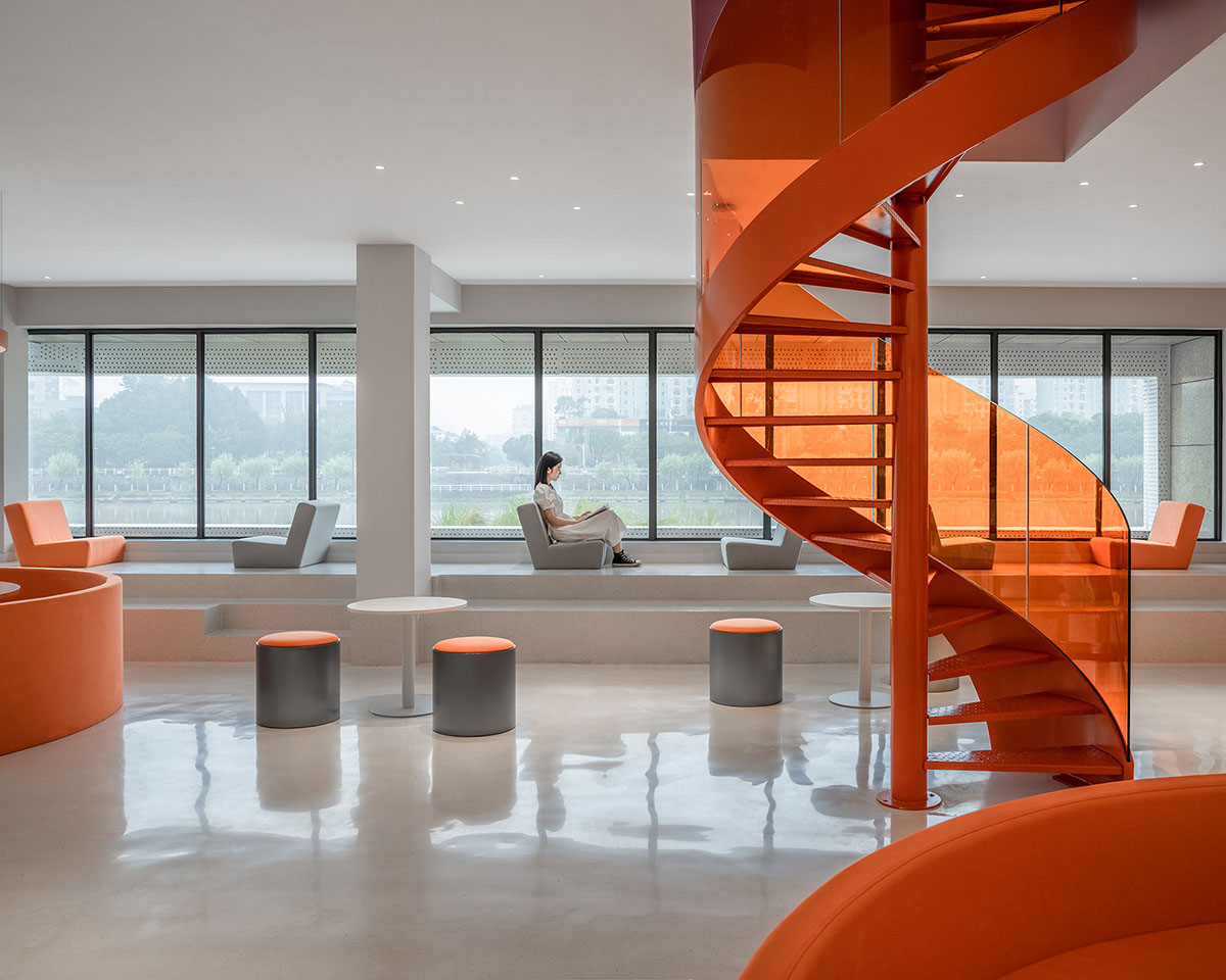 Wutopia Lab completes Books in Clouds — Duoyun Bookstore in Huangyan, China