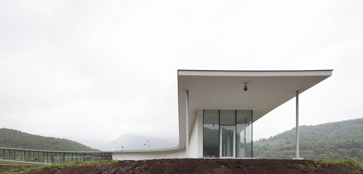 Paul Kaloustian Studio completes snake-like smart center in a rural area of Armenia