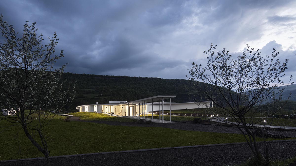 Paul Kaloustian Studio completes snake-like smart center in a rural area of Armenia