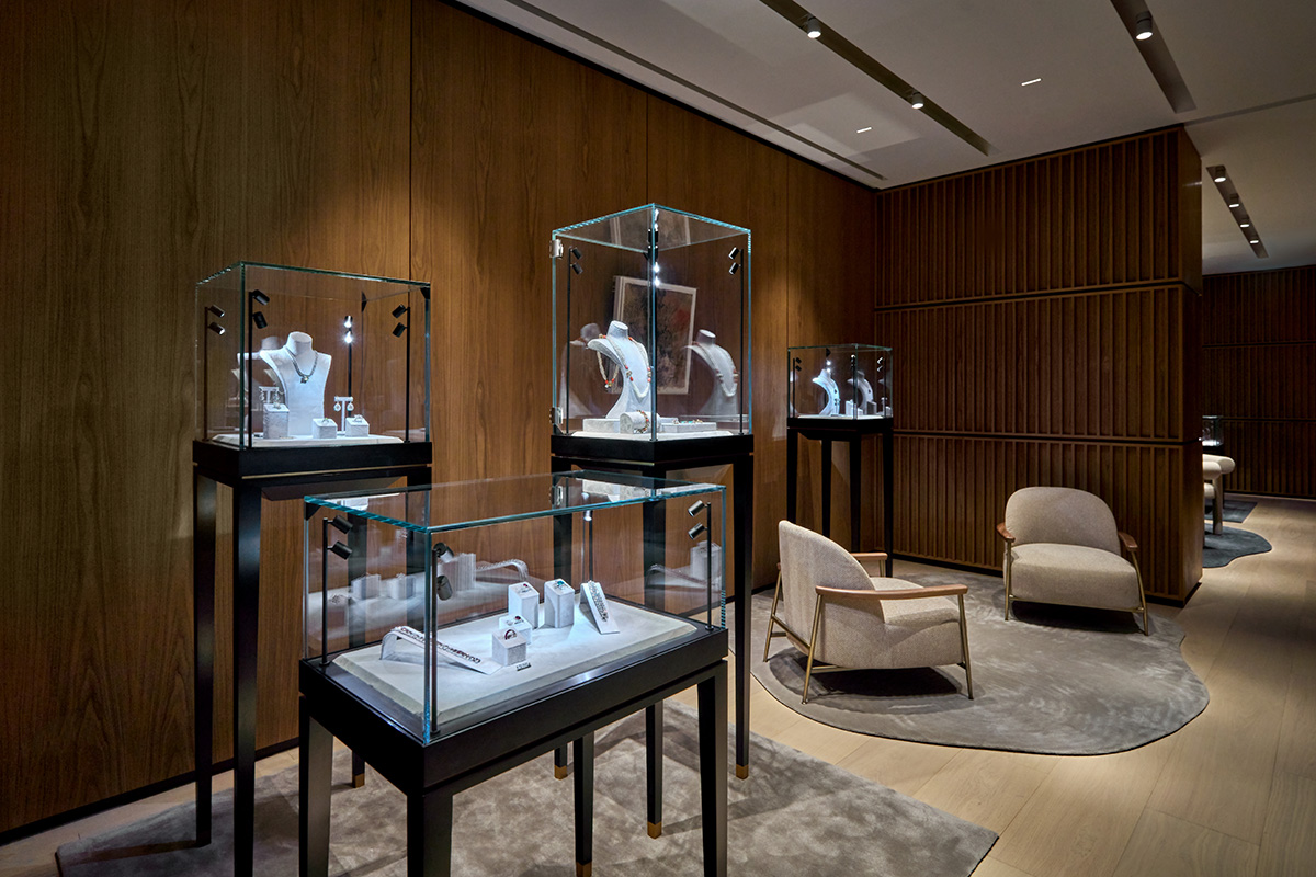 MVRDV reveals the interiors of the Sotheby’s Maison with light and dramatic spaces in Hong Kong