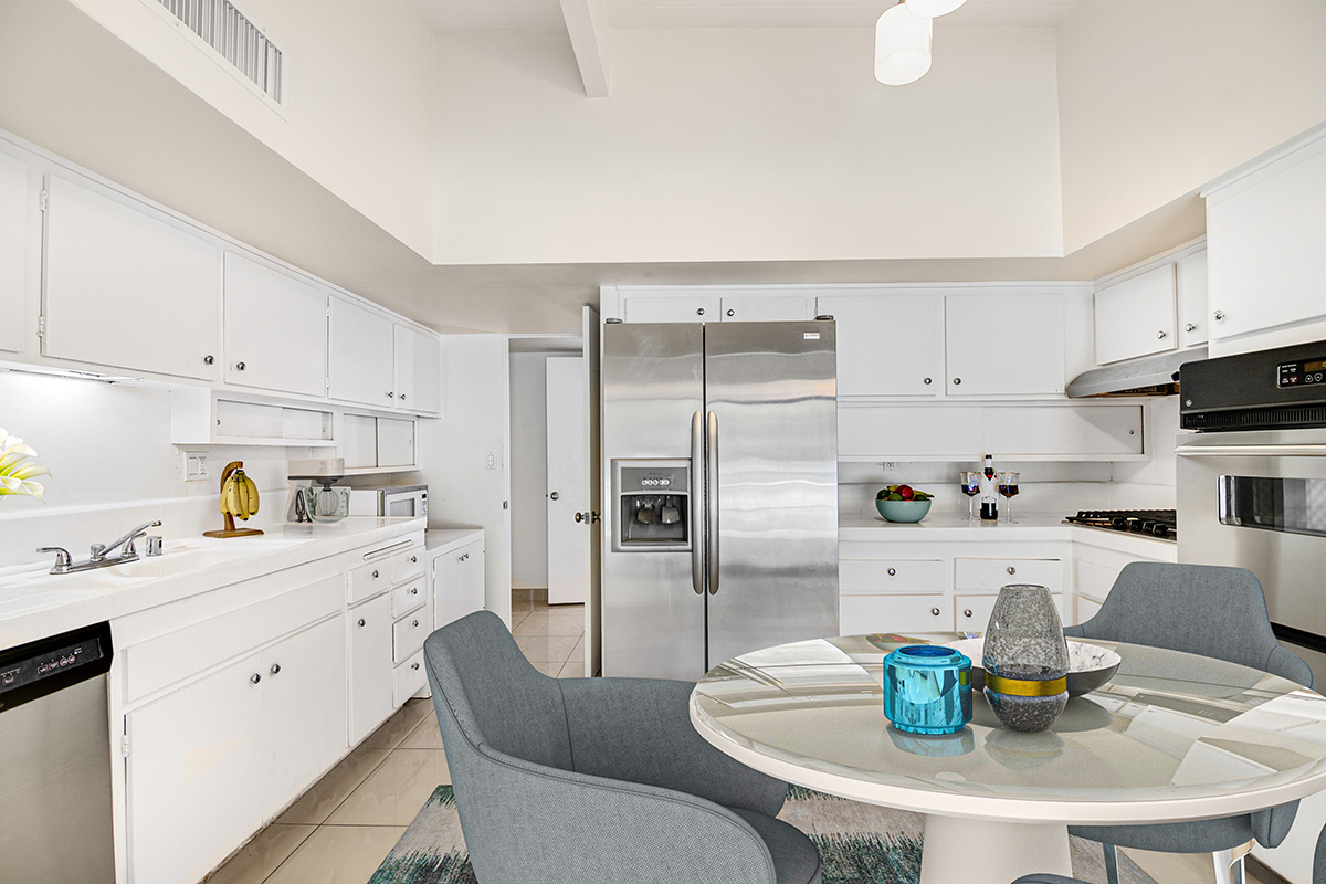 Famed musician Trini Lopez’s 1961-vintage Palmer + Krisel-designed home will be auctioned in April