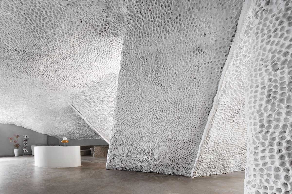 SpActrum adds swirls and cones that create two open platforms in a renovated pavilion in Wenzhou