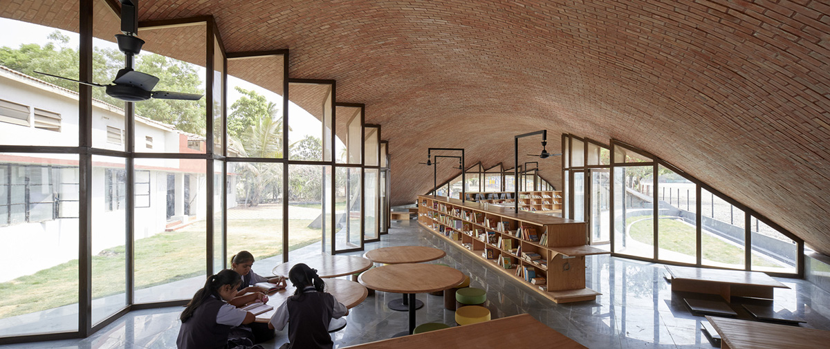 Sameep Padora & Associates built this children's library with curved brick roof in Maharashtra