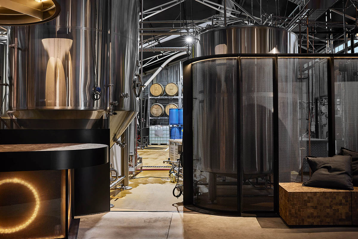 Splinter Society reflects the art of quality craft beer with dark tones within taproom in Glen Iris