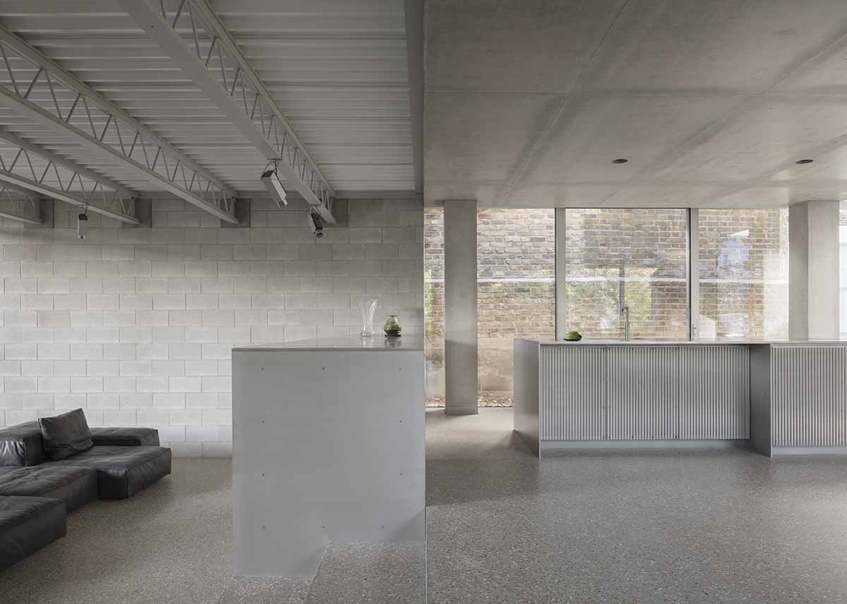 Gianni Botsford Architects expands Norman Foster extension with large-span aluminium-framed glazing