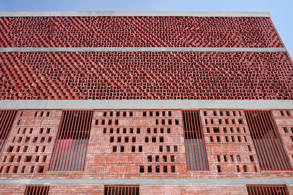 Zero Energy Design Lab built girls' hostel featuring free-standing façade in Gurugram, India