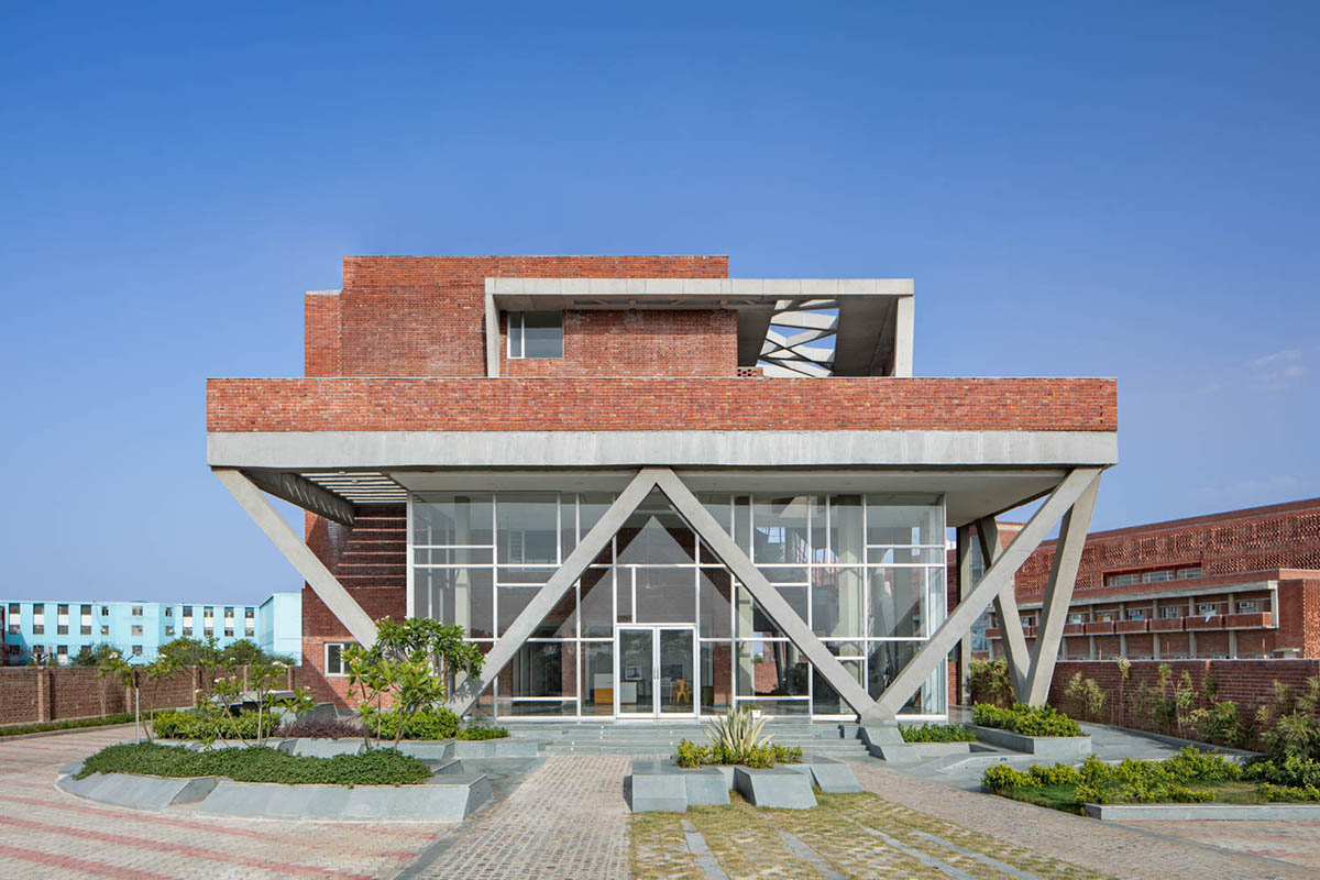 Zero Energy Design Lab built girls' hostel featuring free-standing façade in Gurugram, India