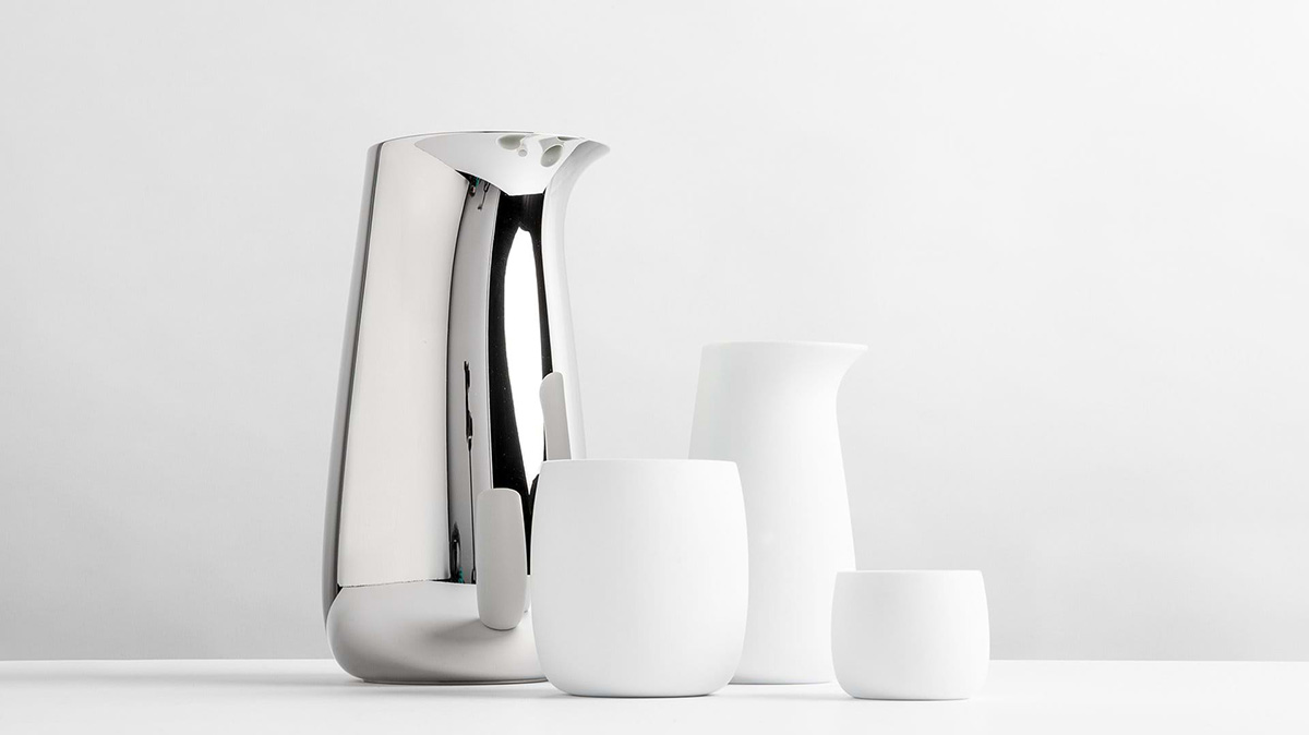 Norman Foster Designs Tableware Set With Soft Geometry And Sculptural Form For Stelton