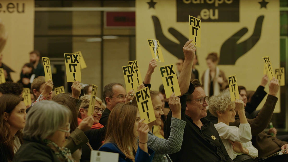 HouseEurope! wins the 2025 Obel Award for raising awareness and mobilising public support 