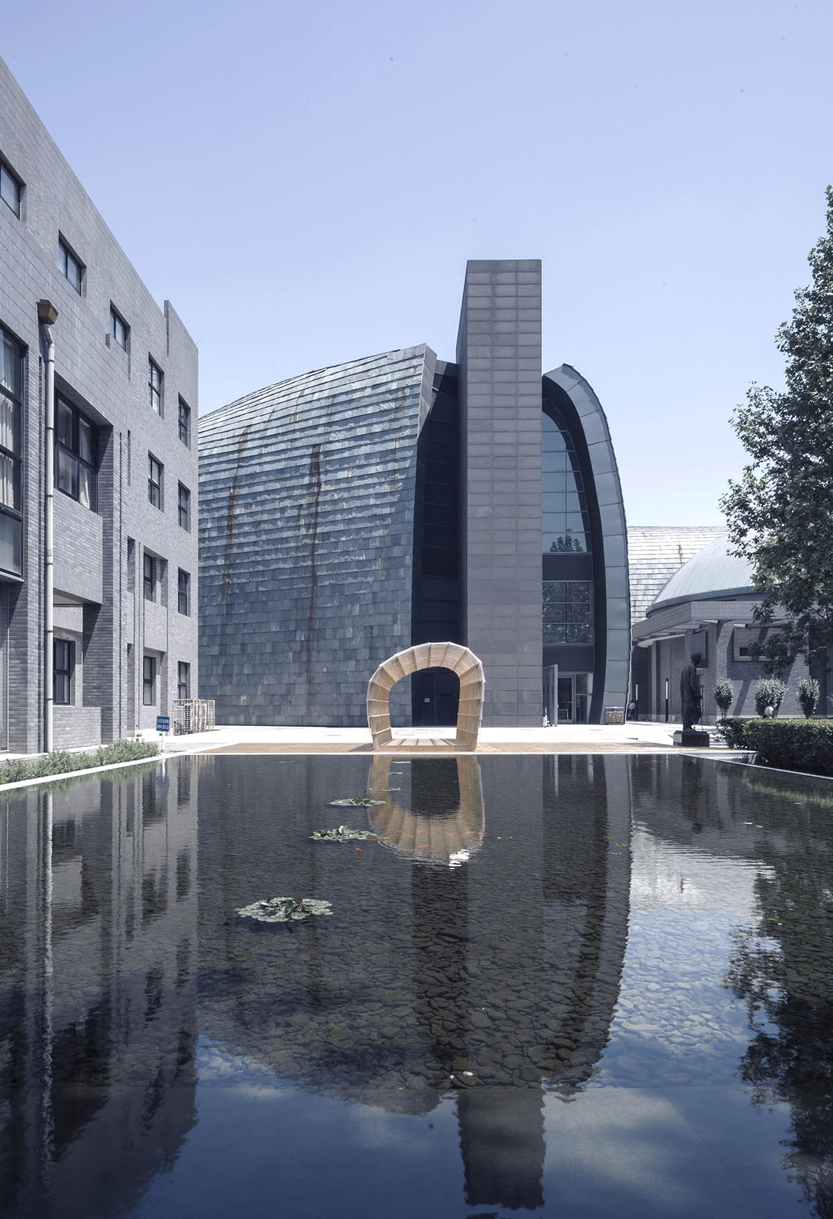 CAFAarchStudio10’s students designed seven installations creating personalized forms with wood