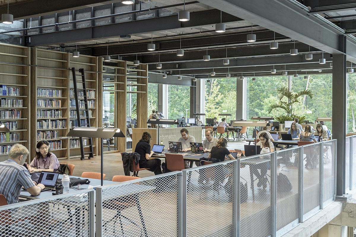 Civic Architects and VDNDP carve out Geo-faculty of ITC with four atria taking landscape inside 