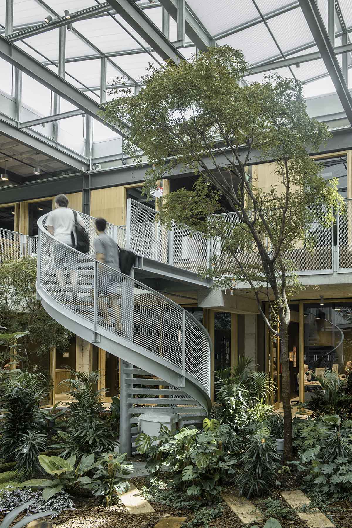 Civic Architects and VDNDP carve out Geo-faculty of ITC with four atria taking landscape inside 