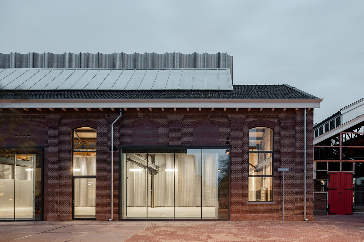 Studioninedots completes transformation of former Dutch Railways workshop building in Utrecht