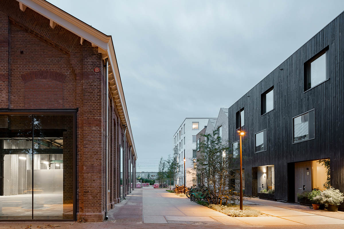 Studioninedots completes transformation of former Dutch Railways workshop building in Utrecht