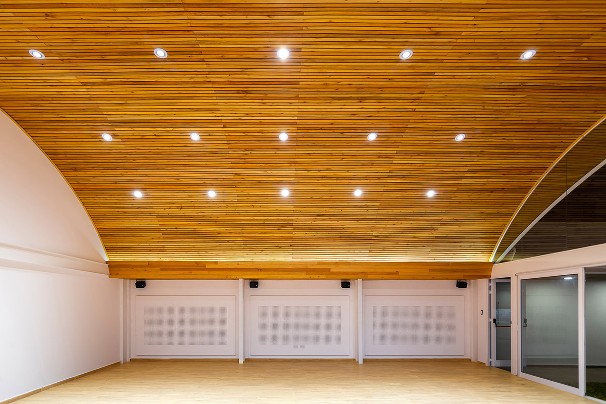 Irigoyen Navarro Arquitectos completes College of Professionals of the Surveyor complex in Santa Fe