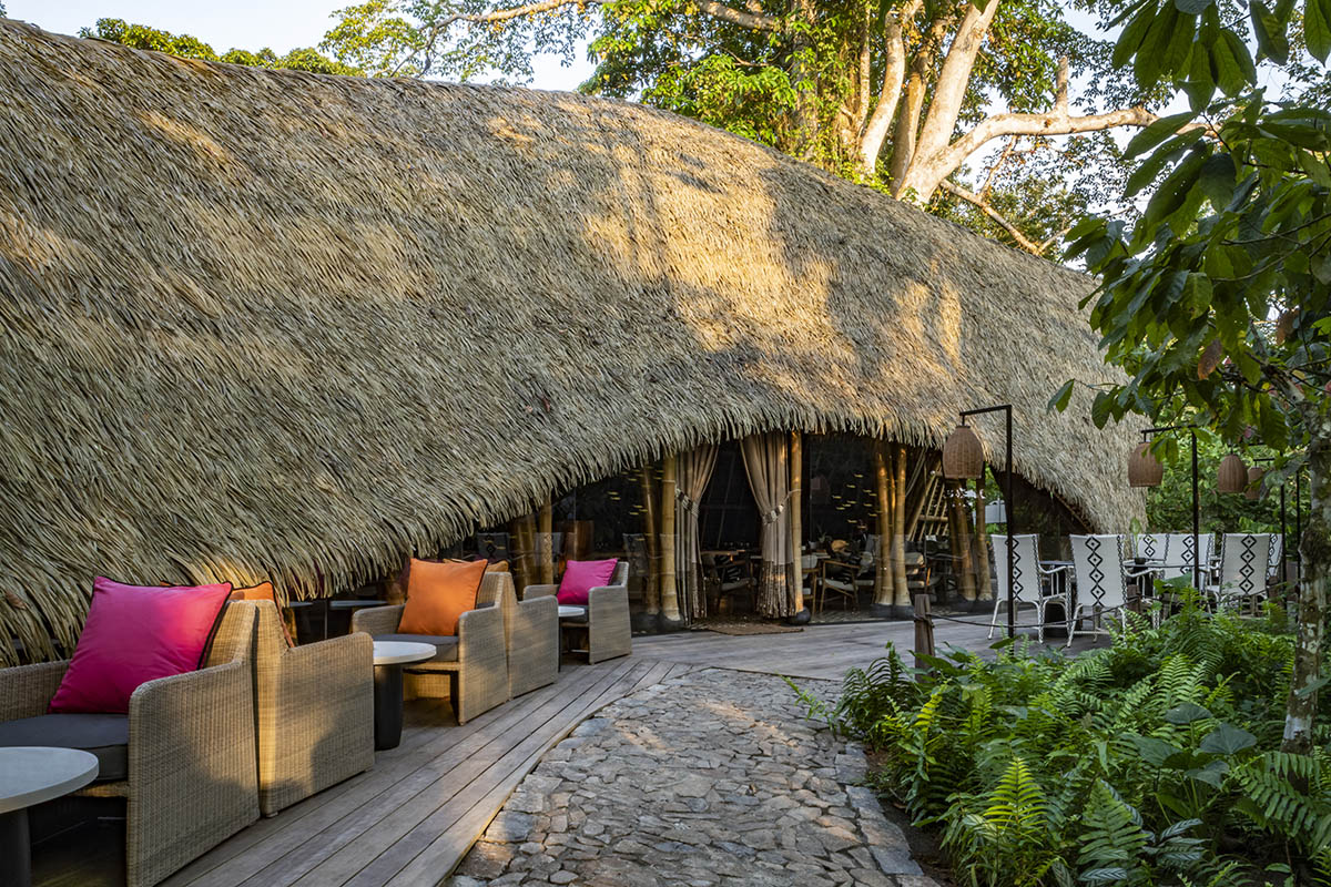 DL2A completes fish-like bamboo restaurant in Principe, in the Gulf of Guinea
