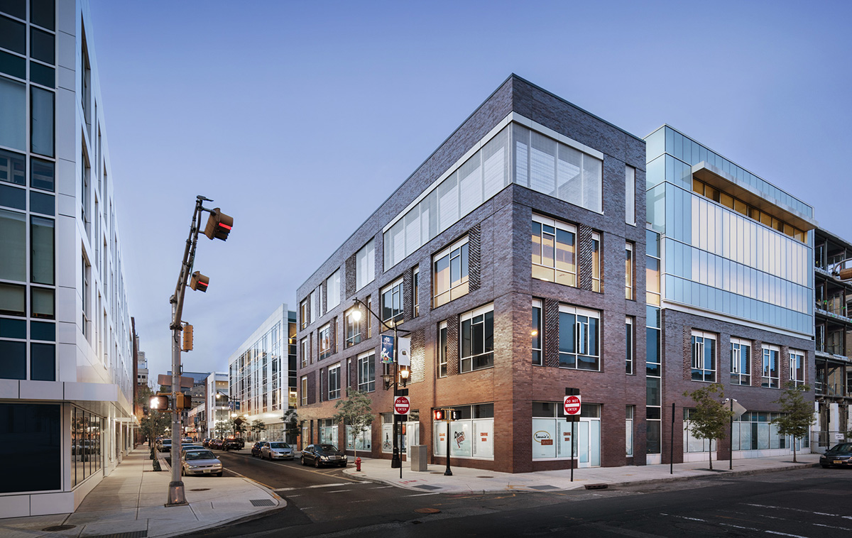 Richard Meier & Partners completes 3 new buildings featuring different façade palette in Newark