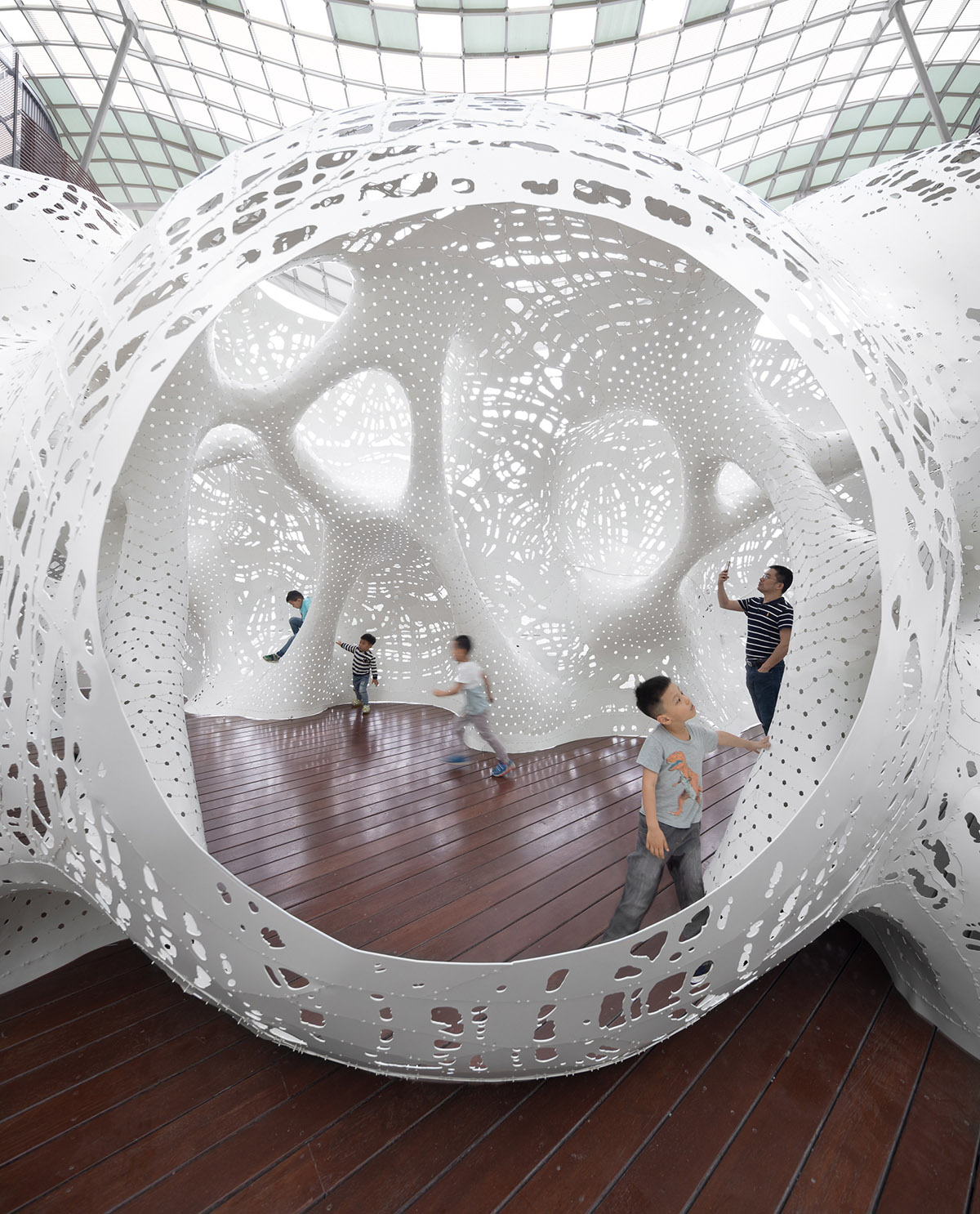 THEVERYMANY's giant spheroids land on the plaza of the Suzhou Center in China