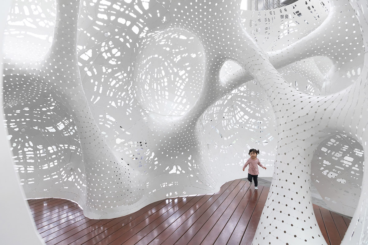 THEVERYMANY's giant spheroids land on the plaza of the Suzhou Center in China