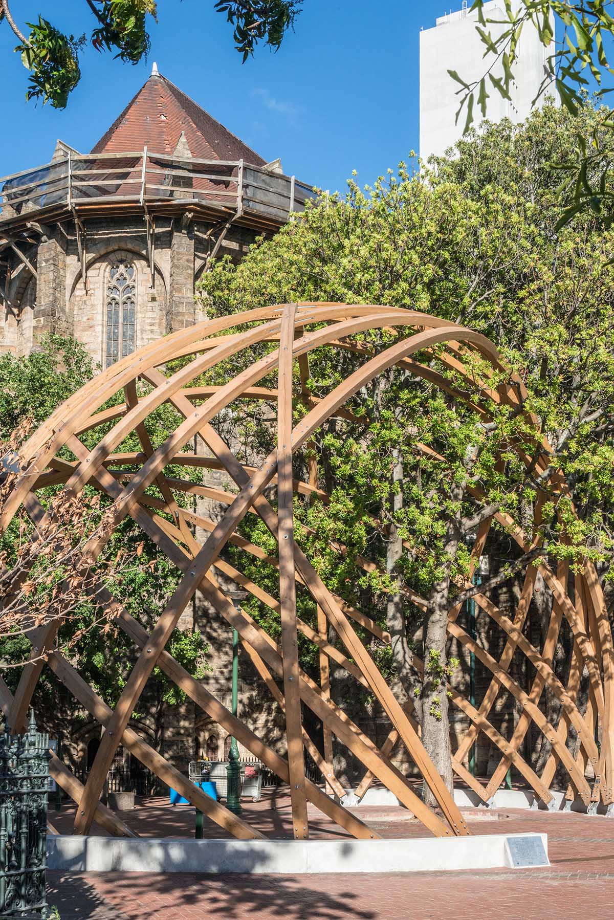 Snøhetta and Local Studio built a monument for Archbishop Desmond Tutu in Cape Town