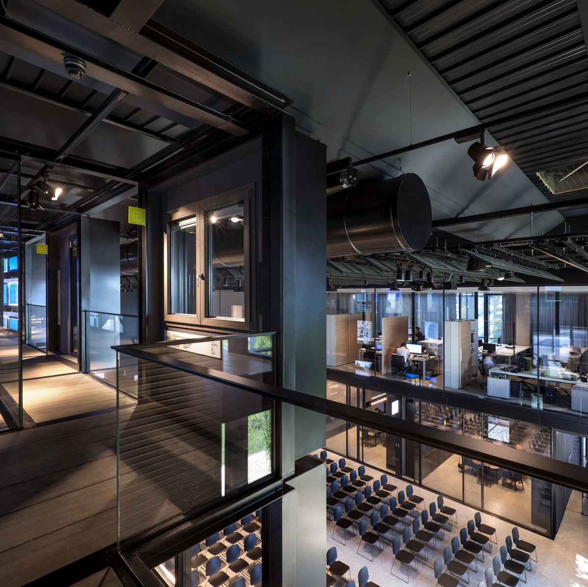 A unconventional theatro that showcases innovative solutions in Italy