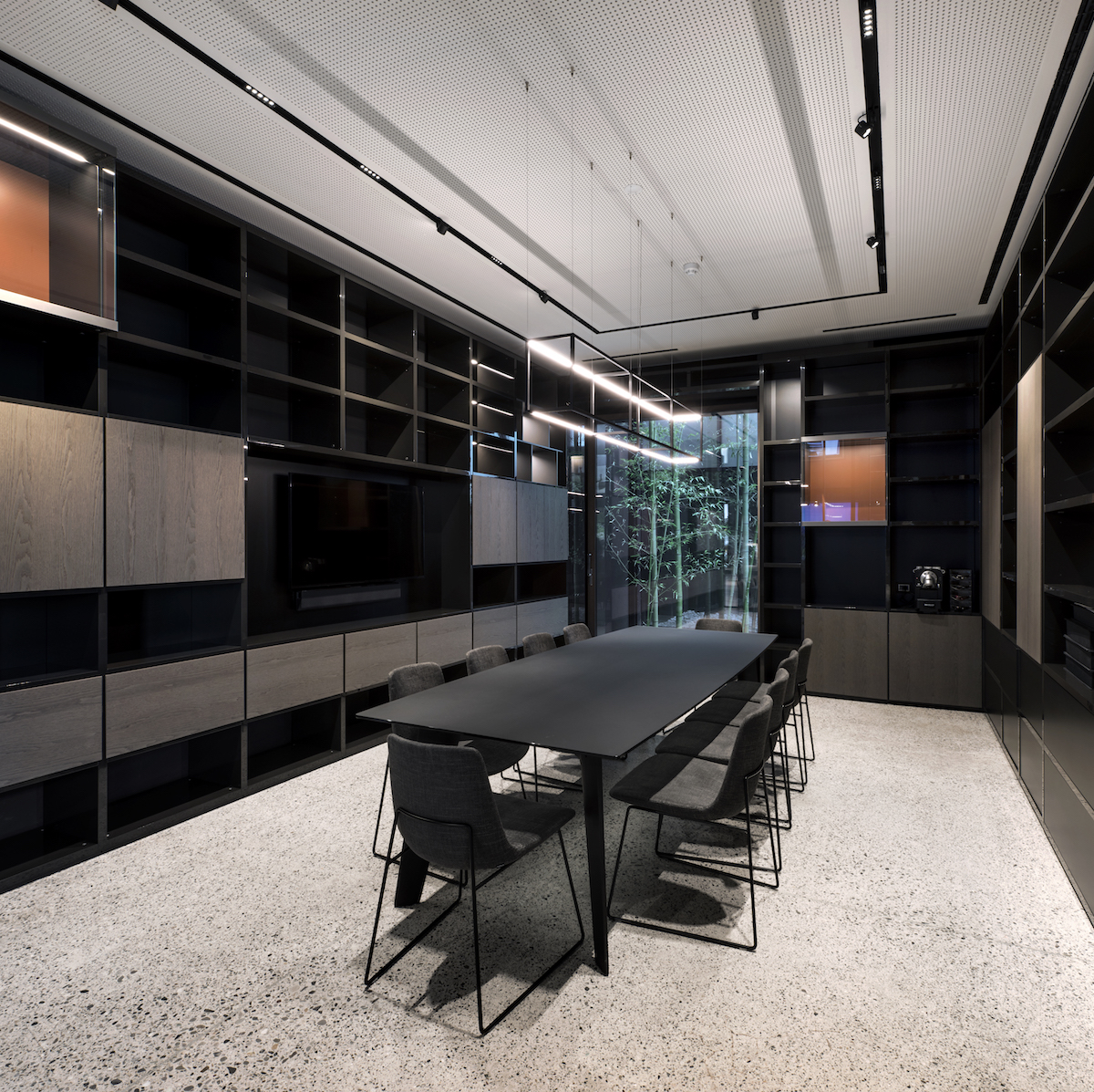 A unconventional theatro that showcases innovative solutions in Italy