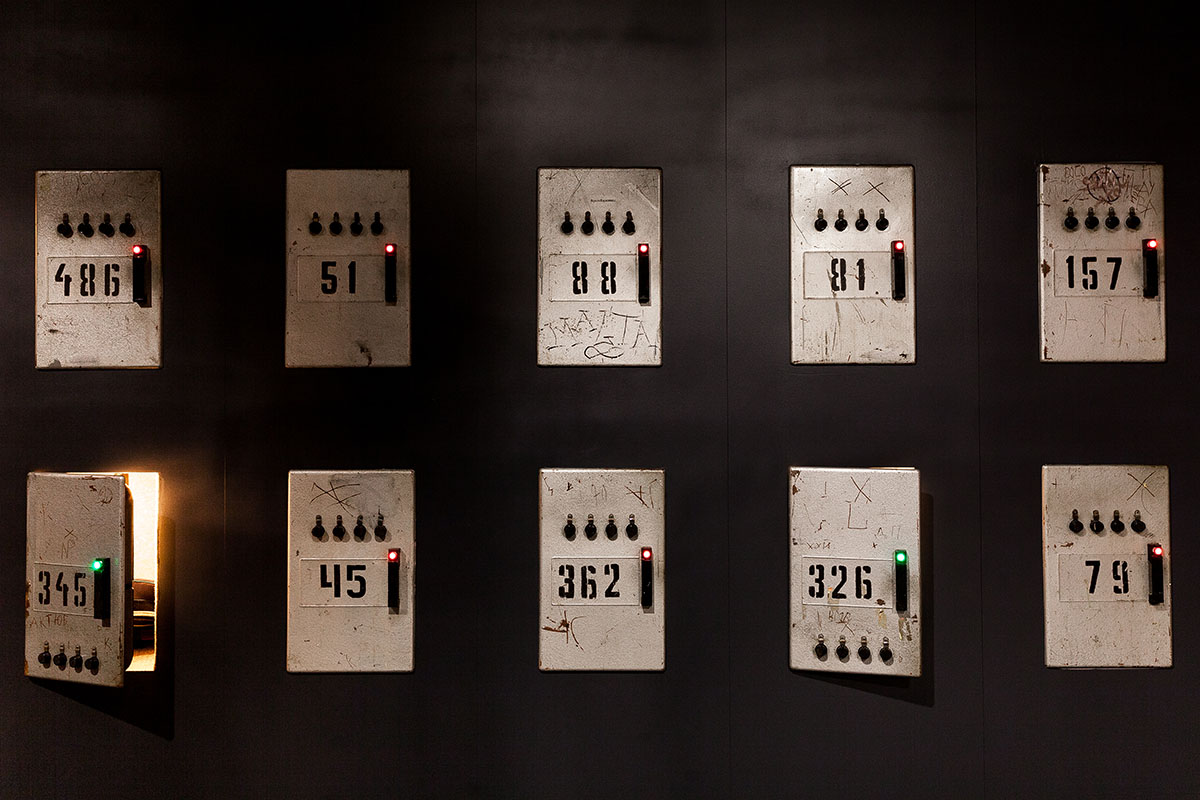 Russian Pavilion presents Russian railways with glamorous paintings in Venice Biennale