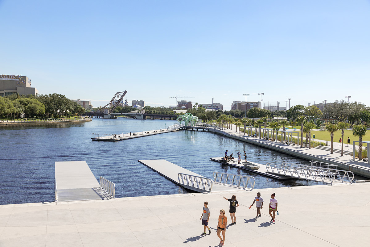 THEVERYMANY creates a tangled installation on a pier of Florida