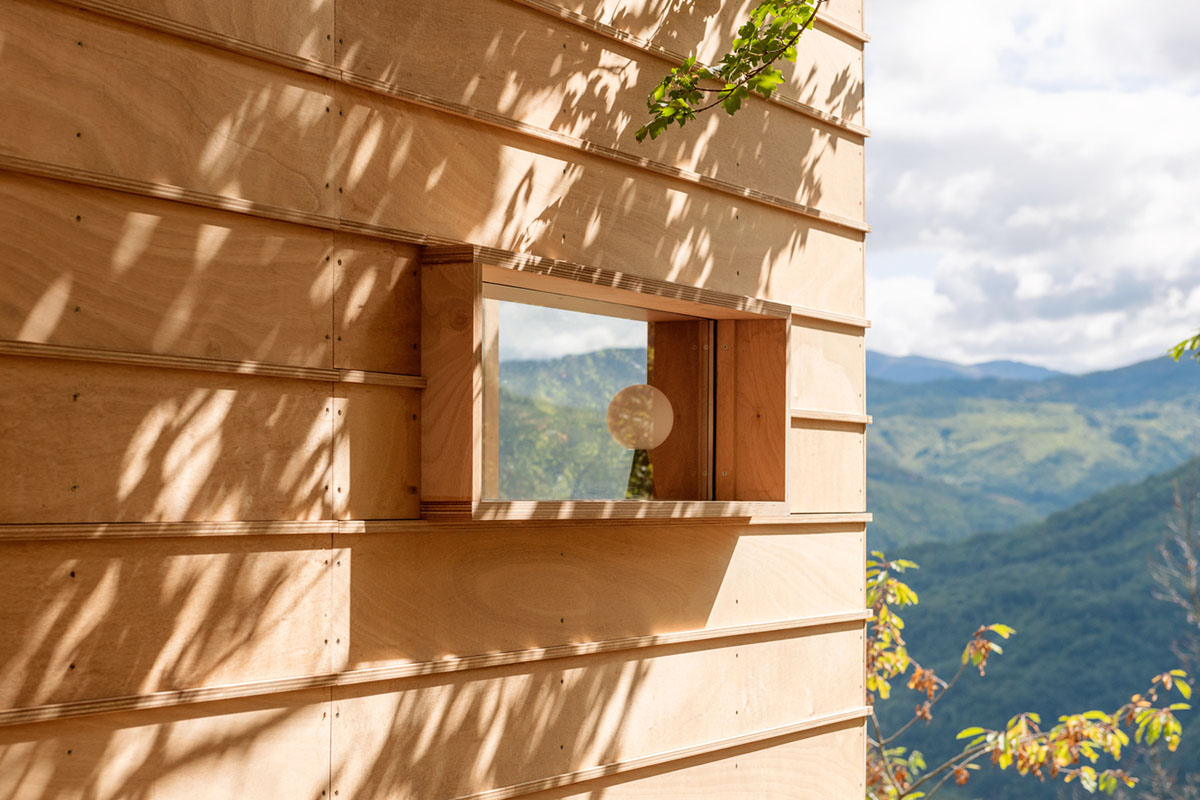 The Hermitage cabin is entirely built from wood as a space for contemplation on Trebbia Valley, Italy