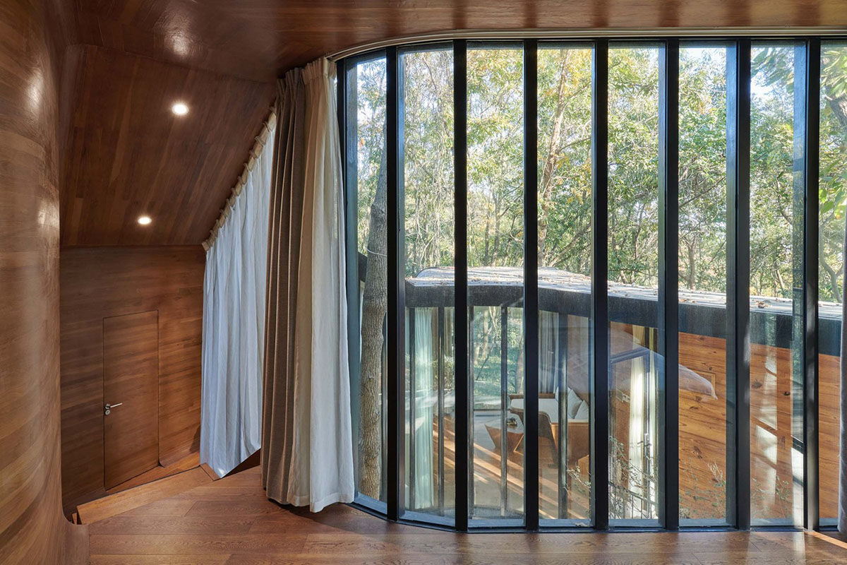 Four rounded spring huts by MONOARCHI disappear in Nanjing's woods 