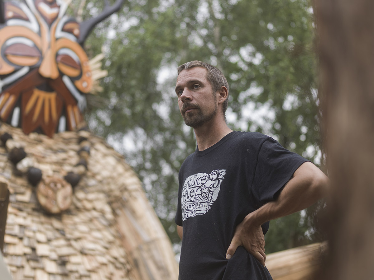 Danish recycling artist Thomas Dambo installed 7 giant wooden trolls in Boom, Belgium