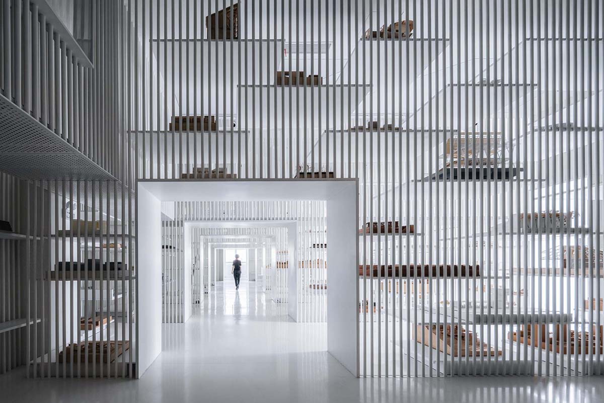 Wutopia Lab designed the first architectural model museum of China with continuous steel pipes